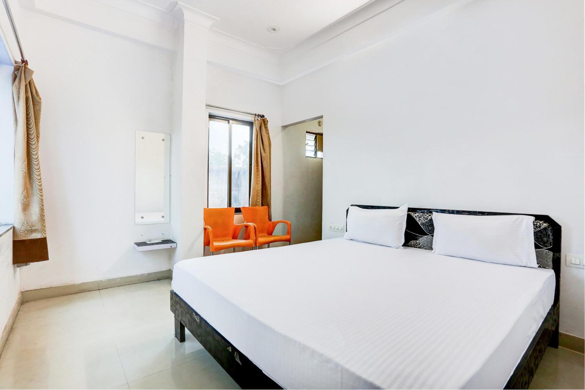 Super Hotel O Goverdhan Villa Удайпур Екстериор снимка