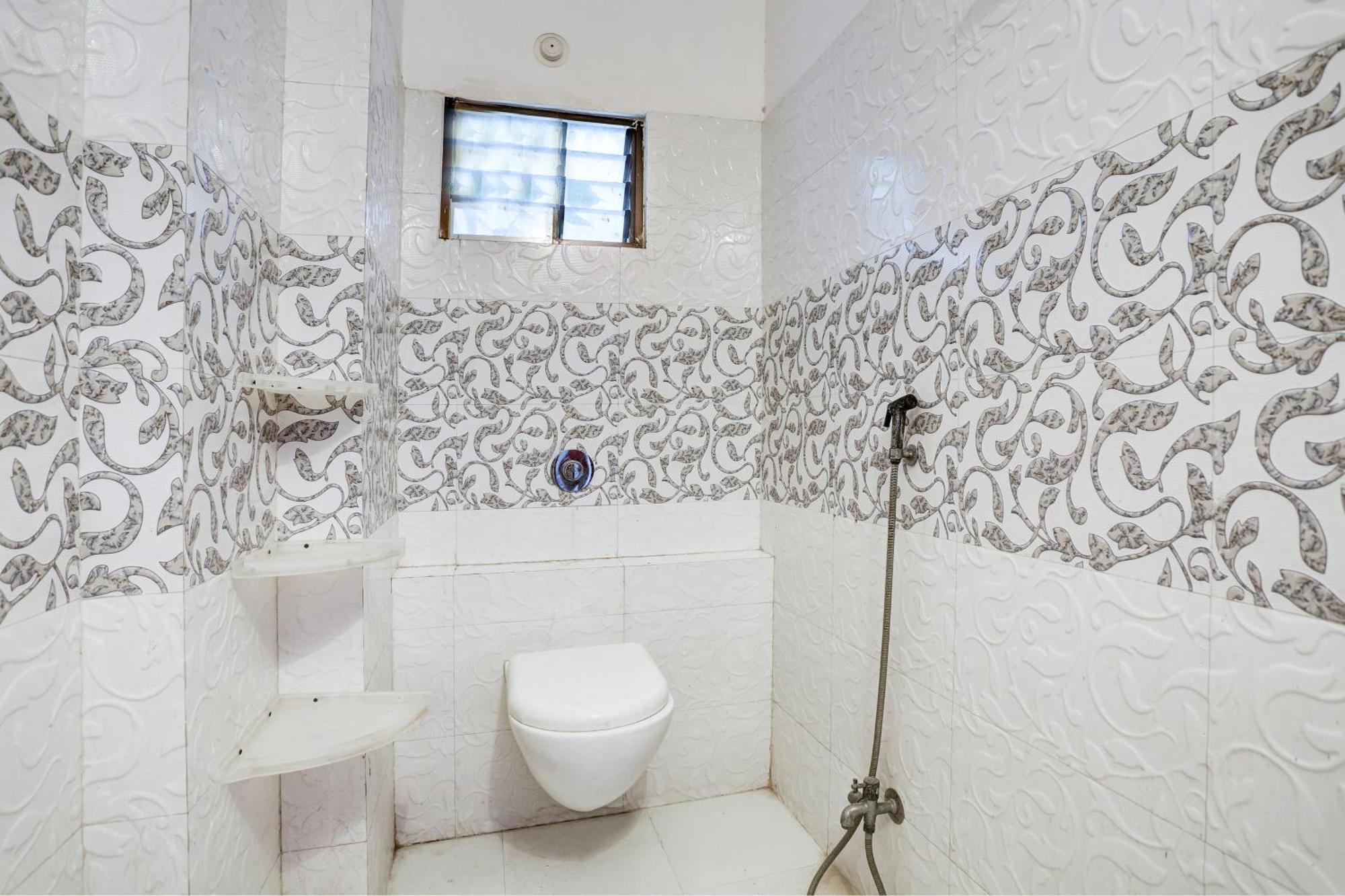 Super Hotel O Goverdhan Villa Удайпур Екстериор снимка